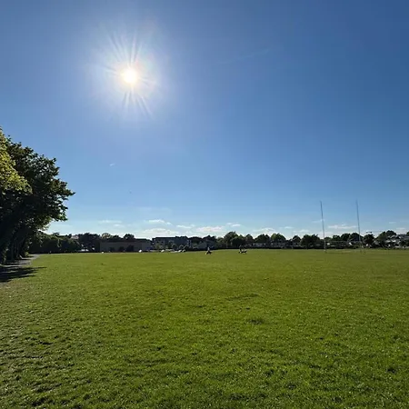 Cozy Ensuite Near Centre Kwatera prywatna Dublin